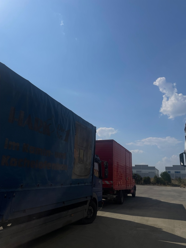 Camioane pentru transport marfa national - LARSIM'NIC